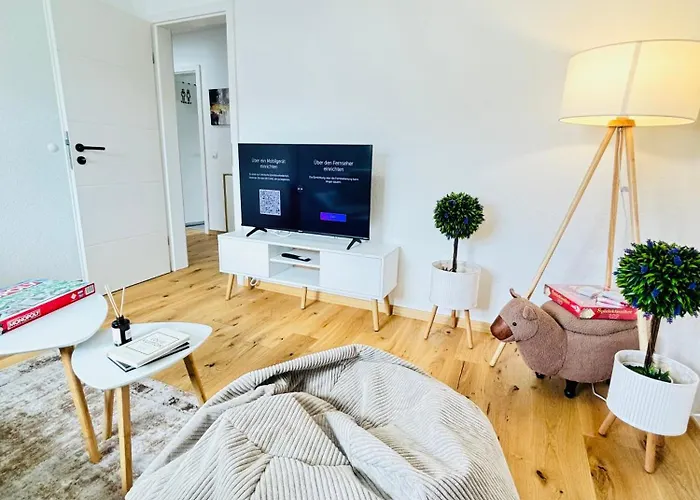 Schoene & Gemuetliche Direkt Am Bahnhof Apartamento