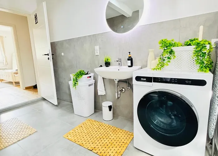 Apartamento Schoene & Gemuetliche Direkt Am Bahnhof *