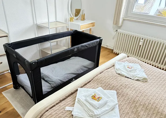 Schoene & Gemuetliche Direkt Am Bahnhof *